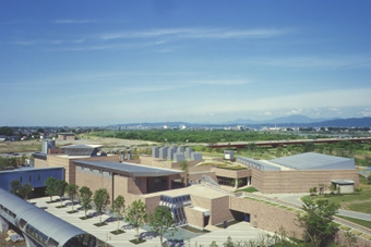 新潟県立近代美術館の写真